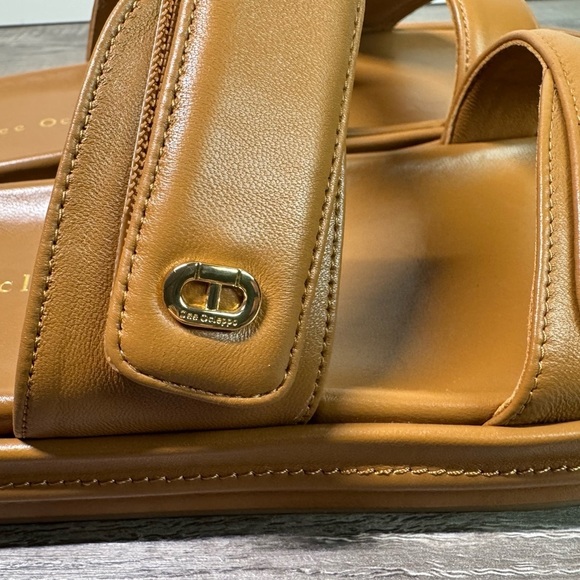 BNWOT Dee Ocleppo Finland II Elegant Tan Women's Sandals size 10 $295 - Picture 9 of 16